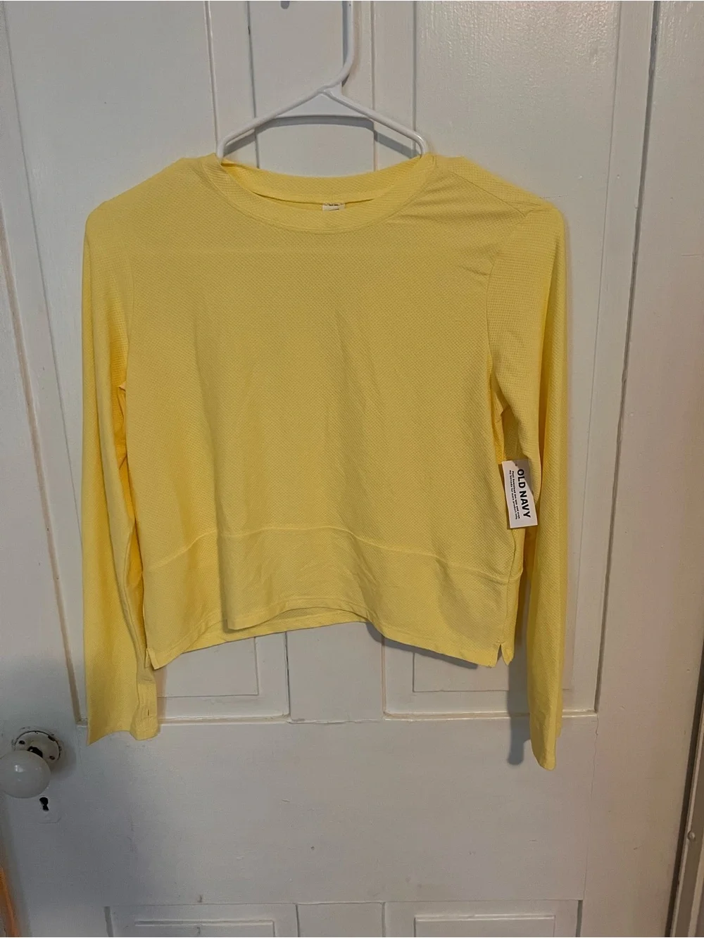 Old Navy Cropped Active Long Sleeve Top NWT Women’s Large